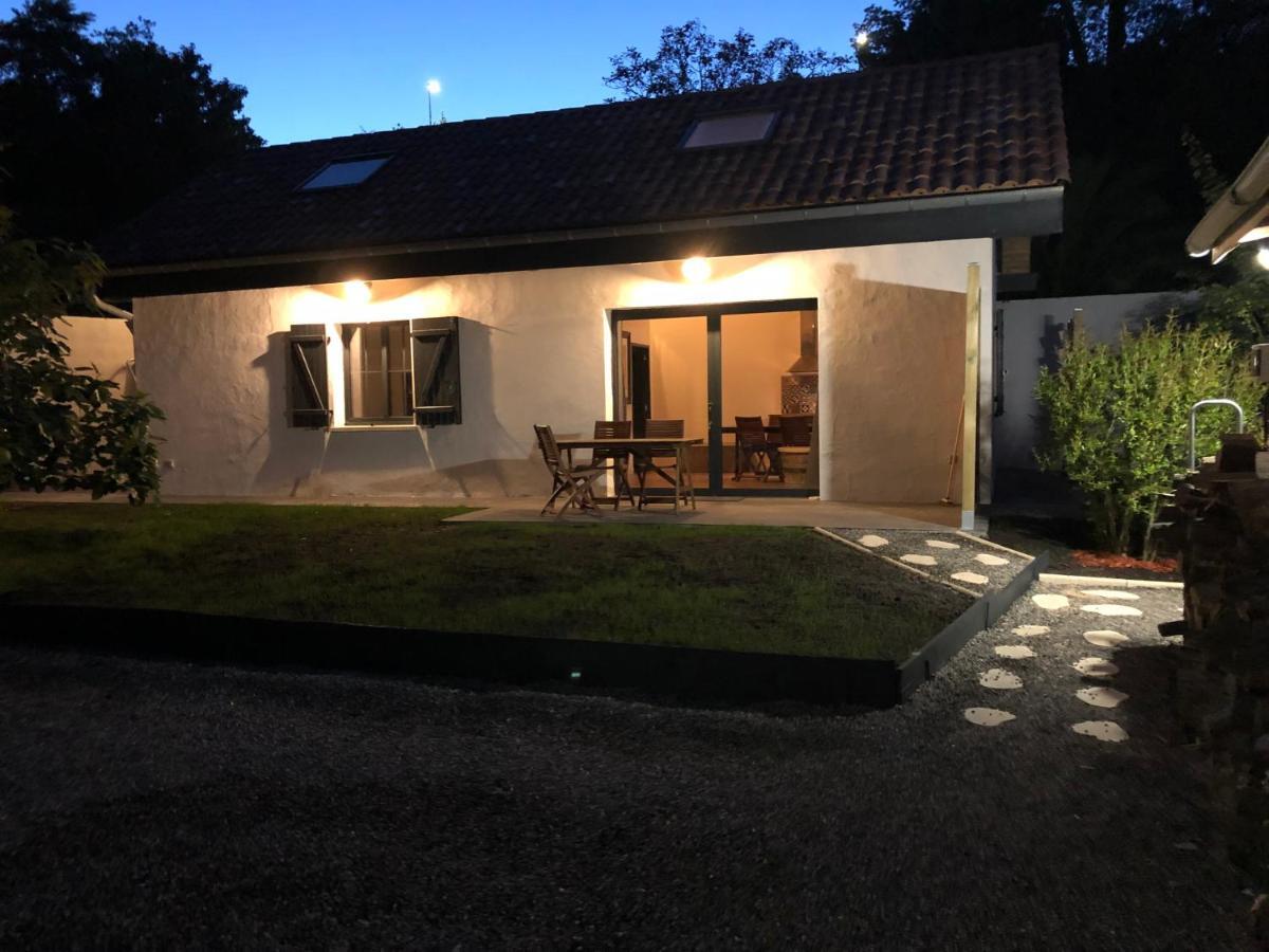Villa Euskal Etxea Bayona Exterior foto